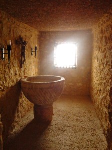 Pila bautismal del Santuario de la Virgen de Tíscar, Quesada. Jaén