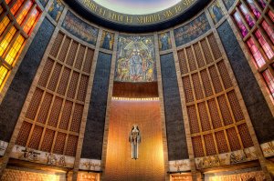 Interior del templo.