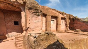 Exterior de Bet Merkorios.