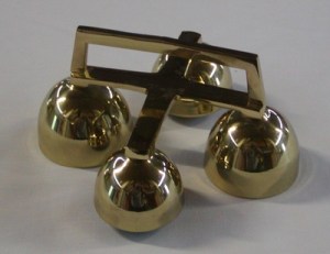 Sanctus o campanas de misa.