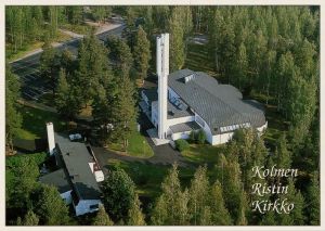 Vista exterior de la iglesia de las Tres Cruces.