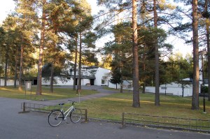 Iglesia de las Tres Cruces y vivienda parroquial.