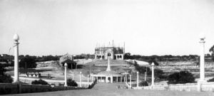 Basílica de Nuestra Señora del Rosario en construcción.
