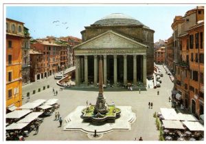 Panteón al fondo de la plaza de la Rotonda